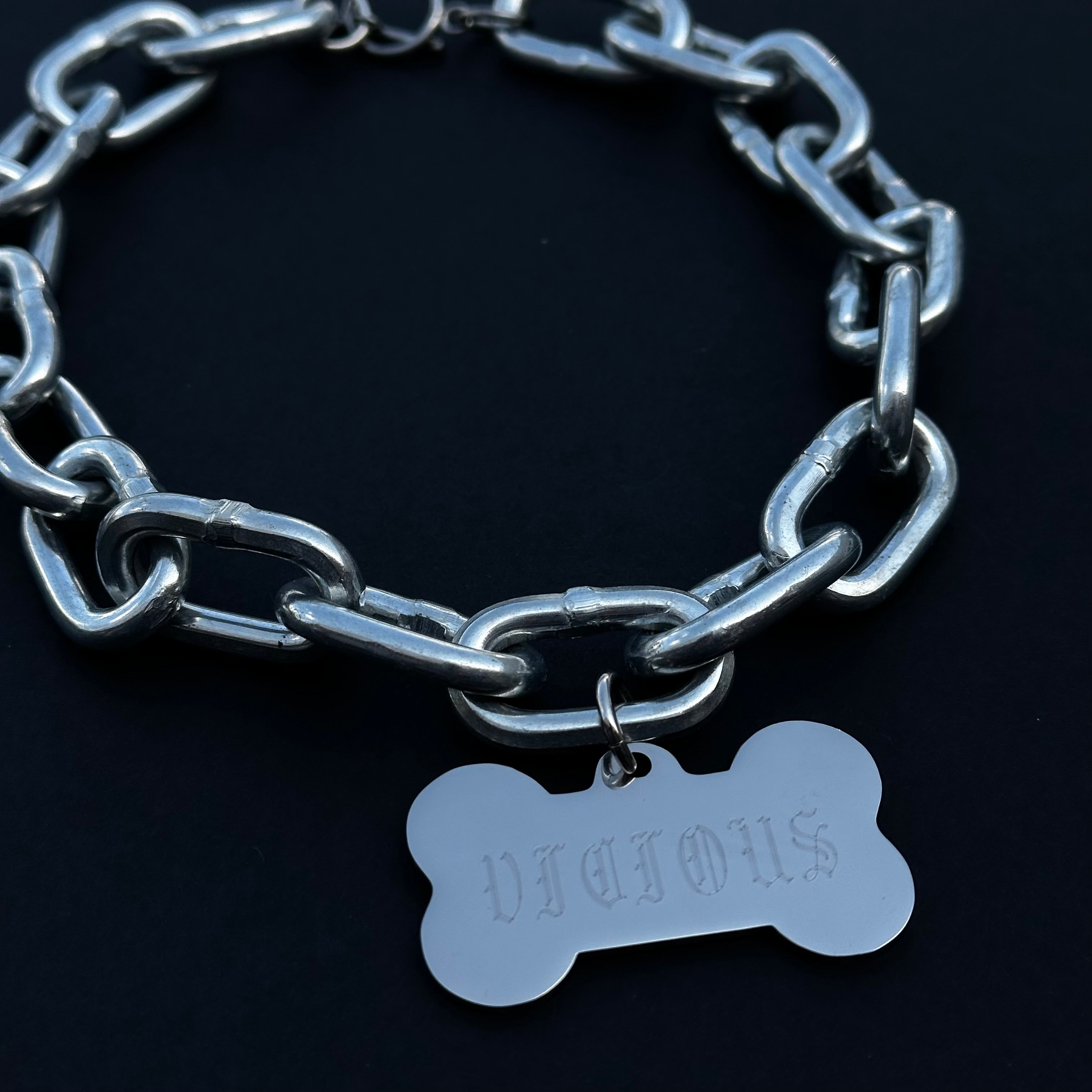 VERY VICIOUS DOG BONE NECKLACE