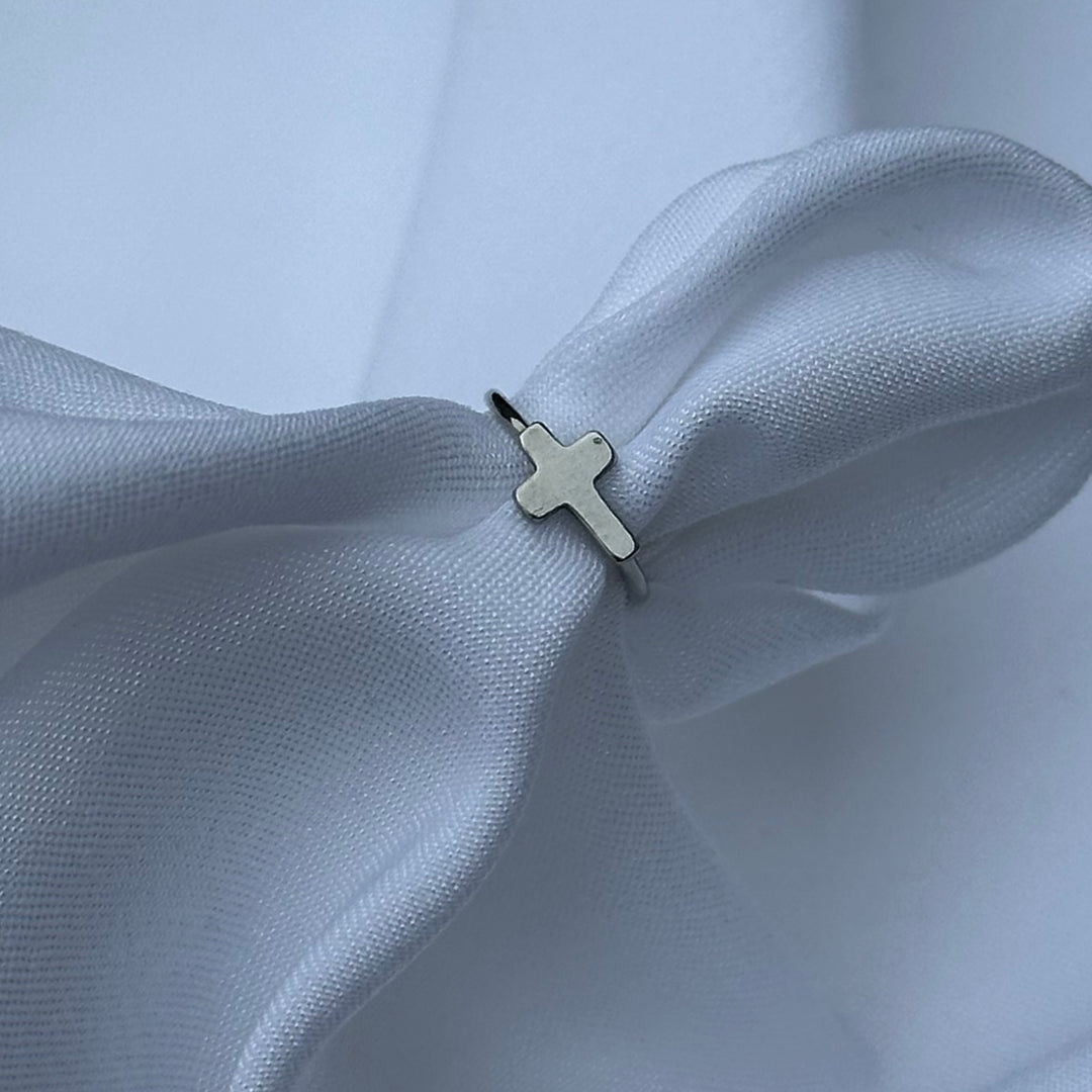 BENDABLE CROSS NOSE RING