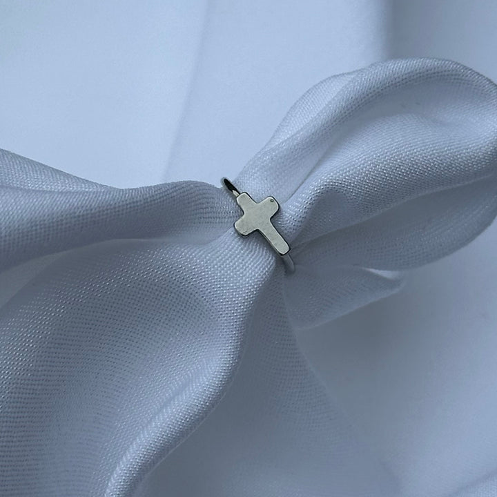BENDABLE CROSS NOSE RING