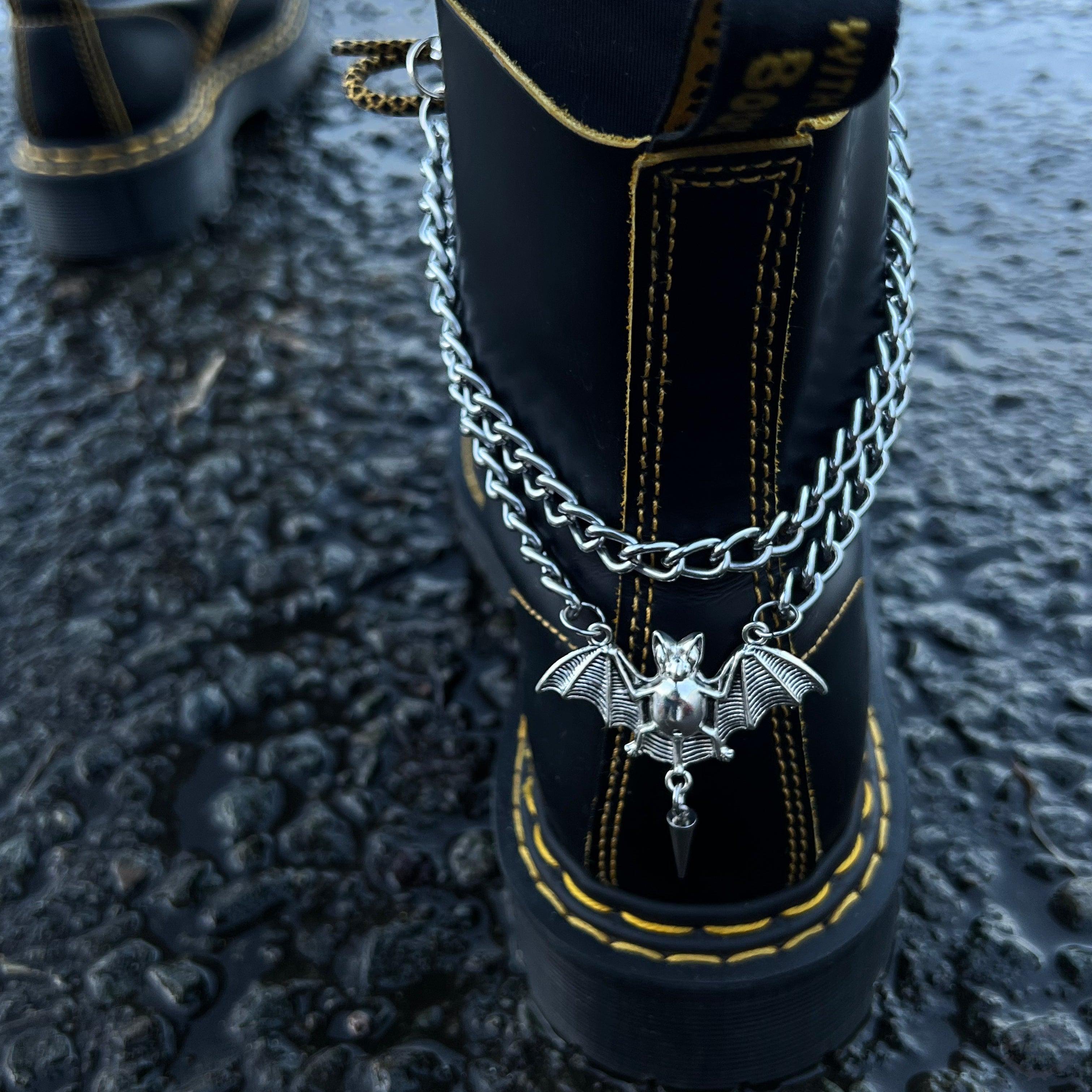 BAT & SPIKE HEEL CLIP-Vicious Punx-Vicious Punx