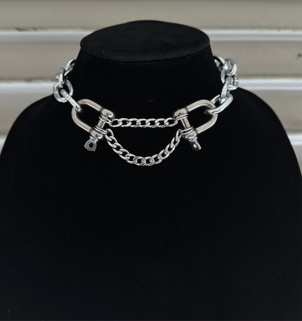 CHUNKY STEEL BOLT NECKLACE