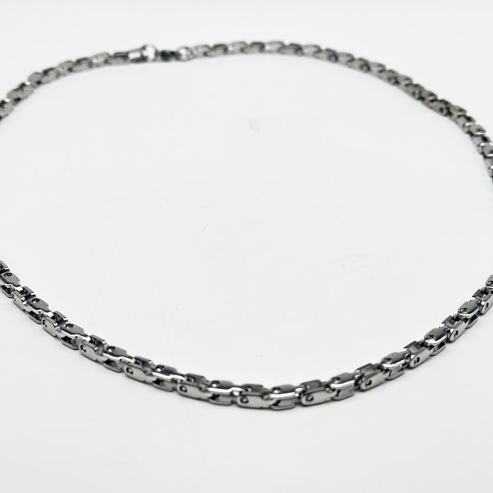 SALE - STAINLESS STEEL BOX NECKLACE