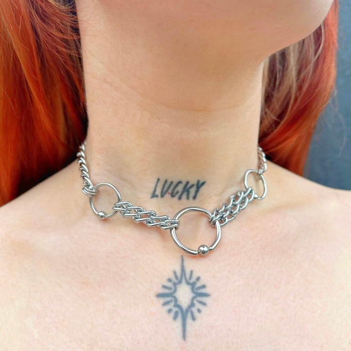 BOUND STEEL CHAIN CHOKER NECKLACE
