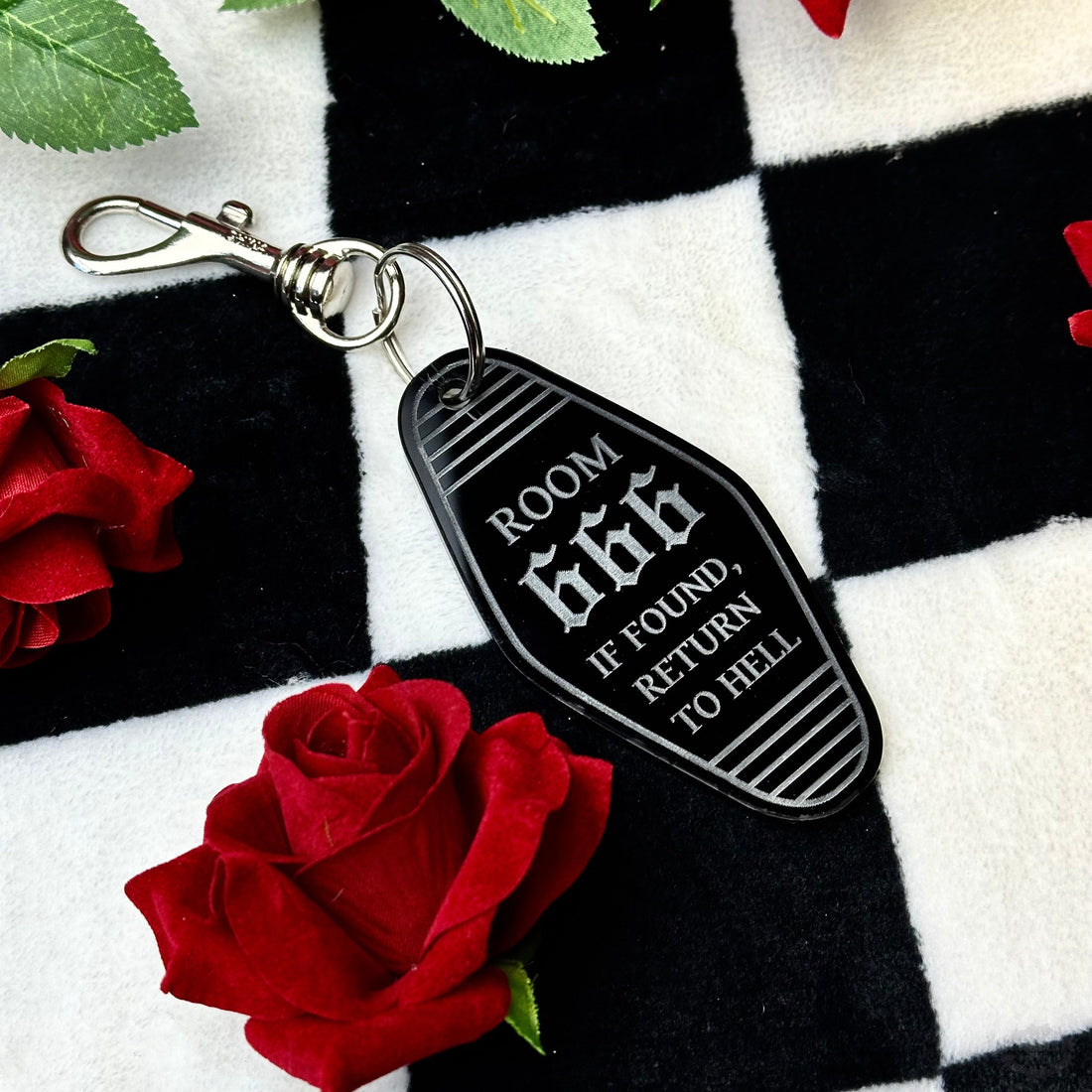 ROOM 666 MOTEL KEYRING-Vicious Punx-Vicious Punx