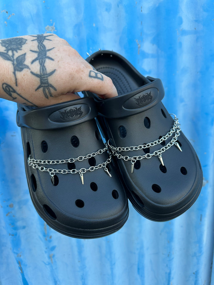 666 VICIOUS STOMPER CLOGS