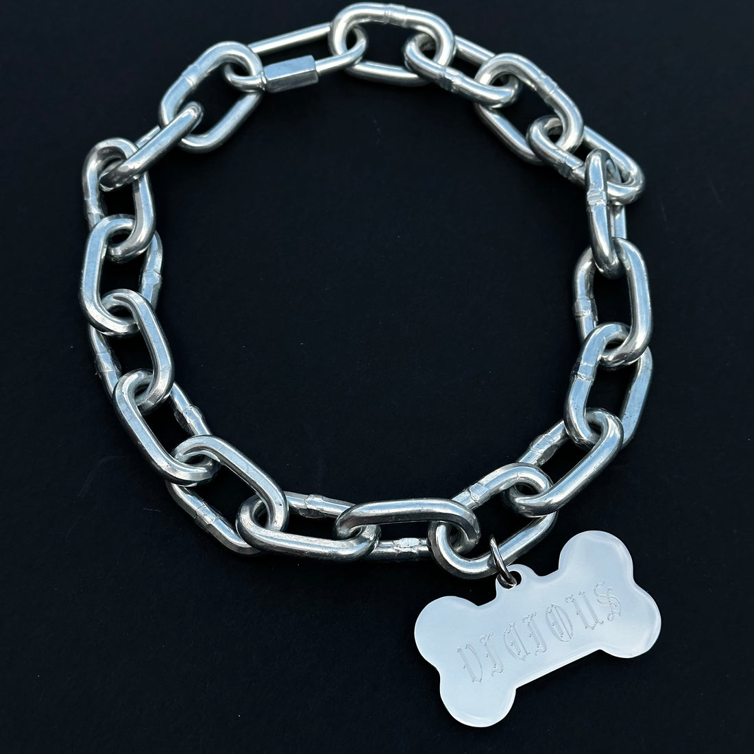VERY VICIOUS DOG BONE NECKLACE