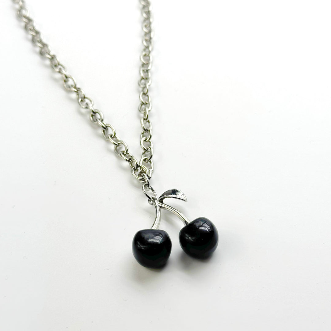 BLACK CHERRY NECKLACE