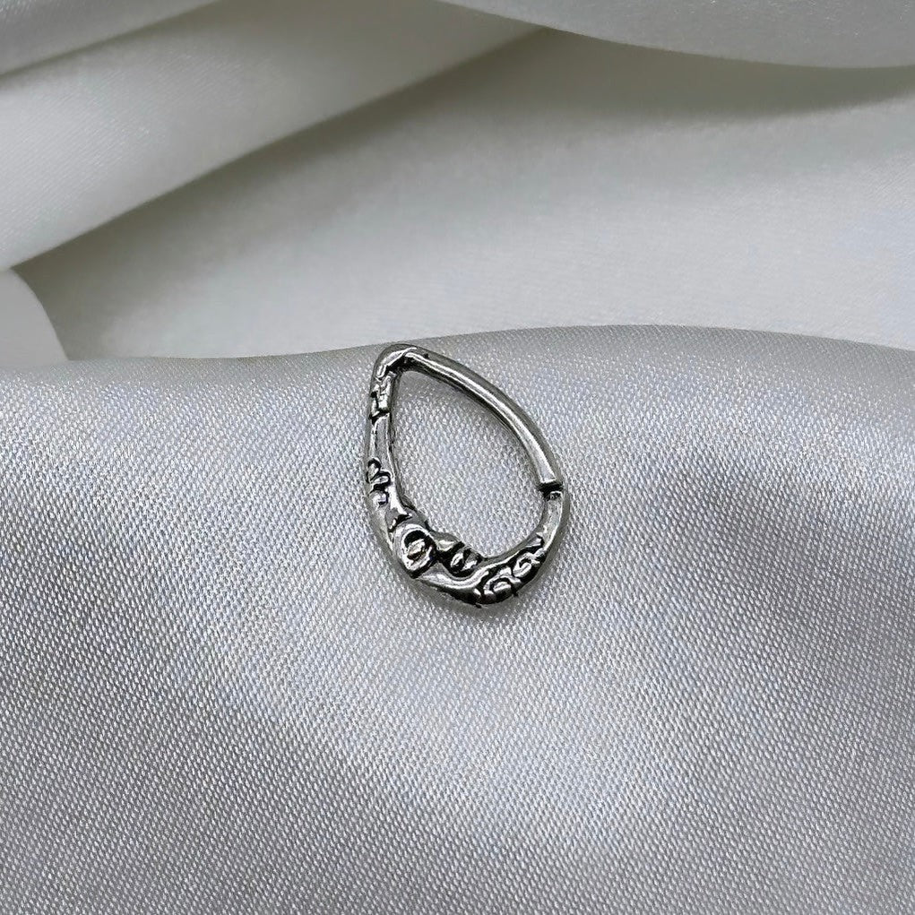 TEARDROP MOON BENDABLE DAITH / HELIX RING