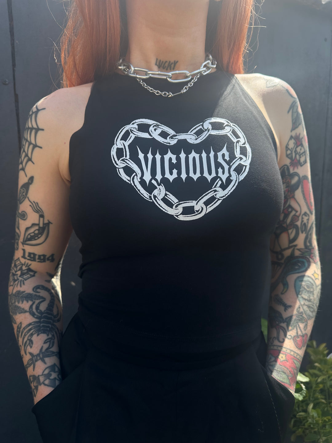 VICIOUS CHAIN HEART VEST TOP