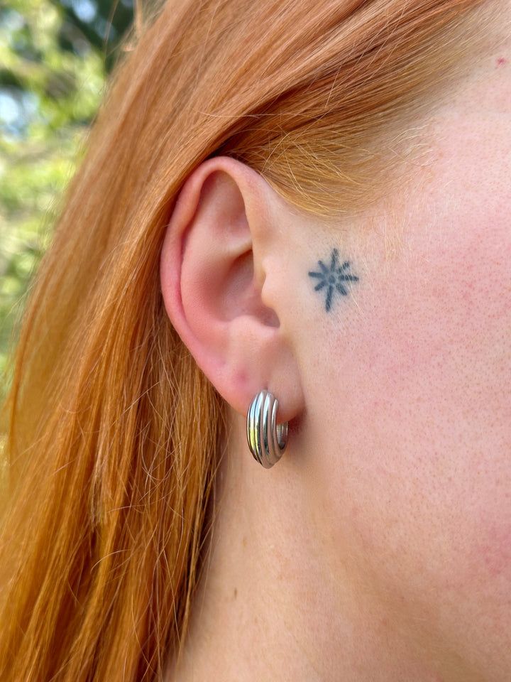 CHUNKY CLICKER HOOP EARRINGS