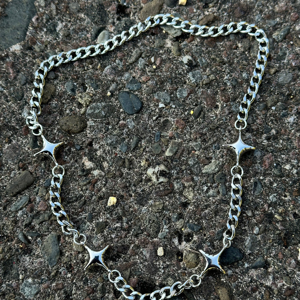MULTI STAR CONNECTOR NECKLACE