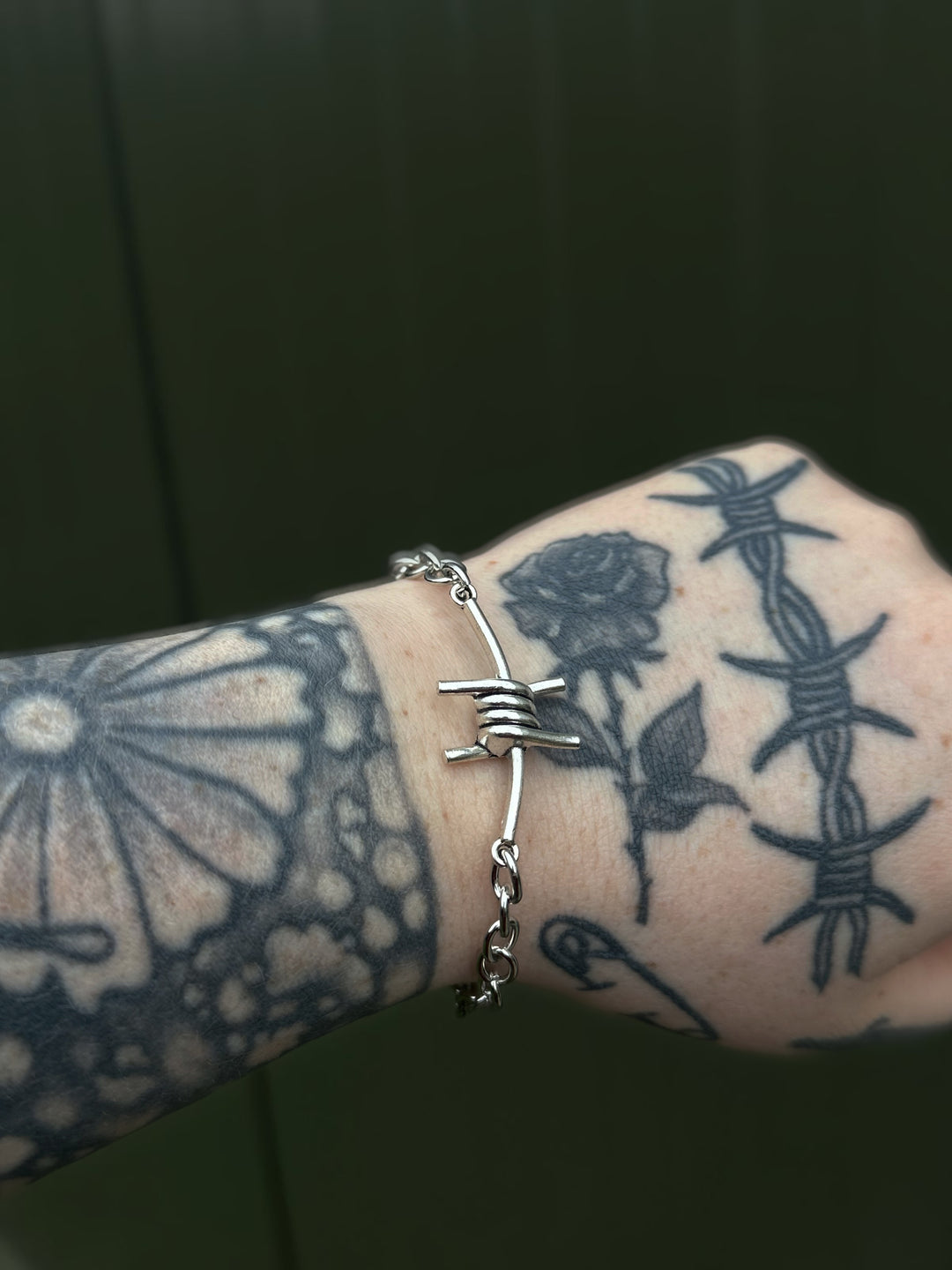 BARBED WIRE ROLO BRACELET
