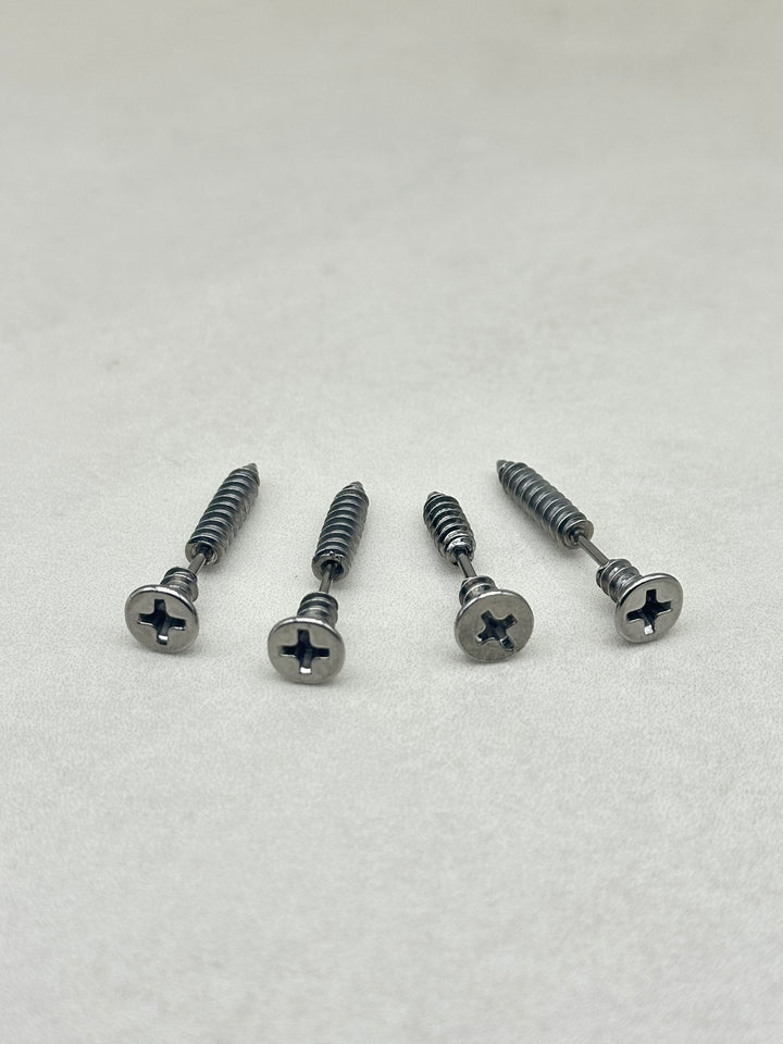 SCREW STUD EARRINGS