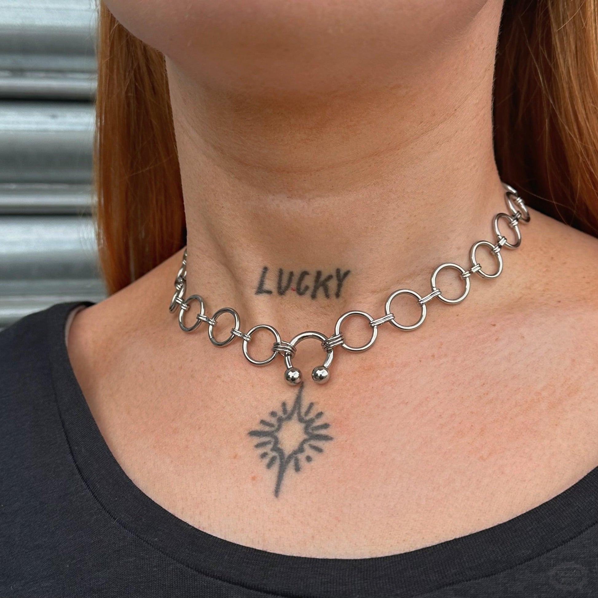 HORSESHOE CHAINMAIL NECKLACE