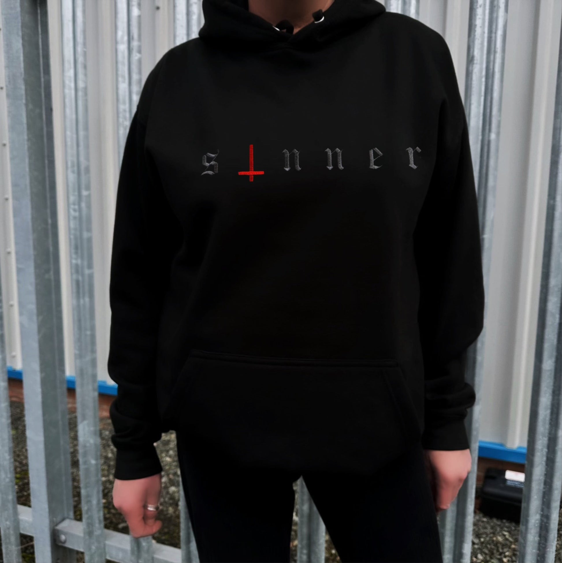 SINNER EMBROIDERED BLACK HOODIE