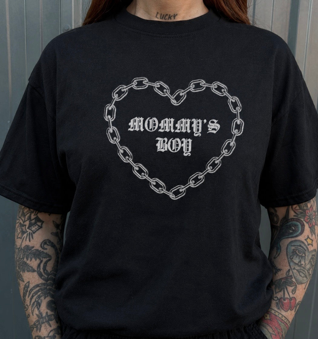 MOMMYS BOY T SHIRT