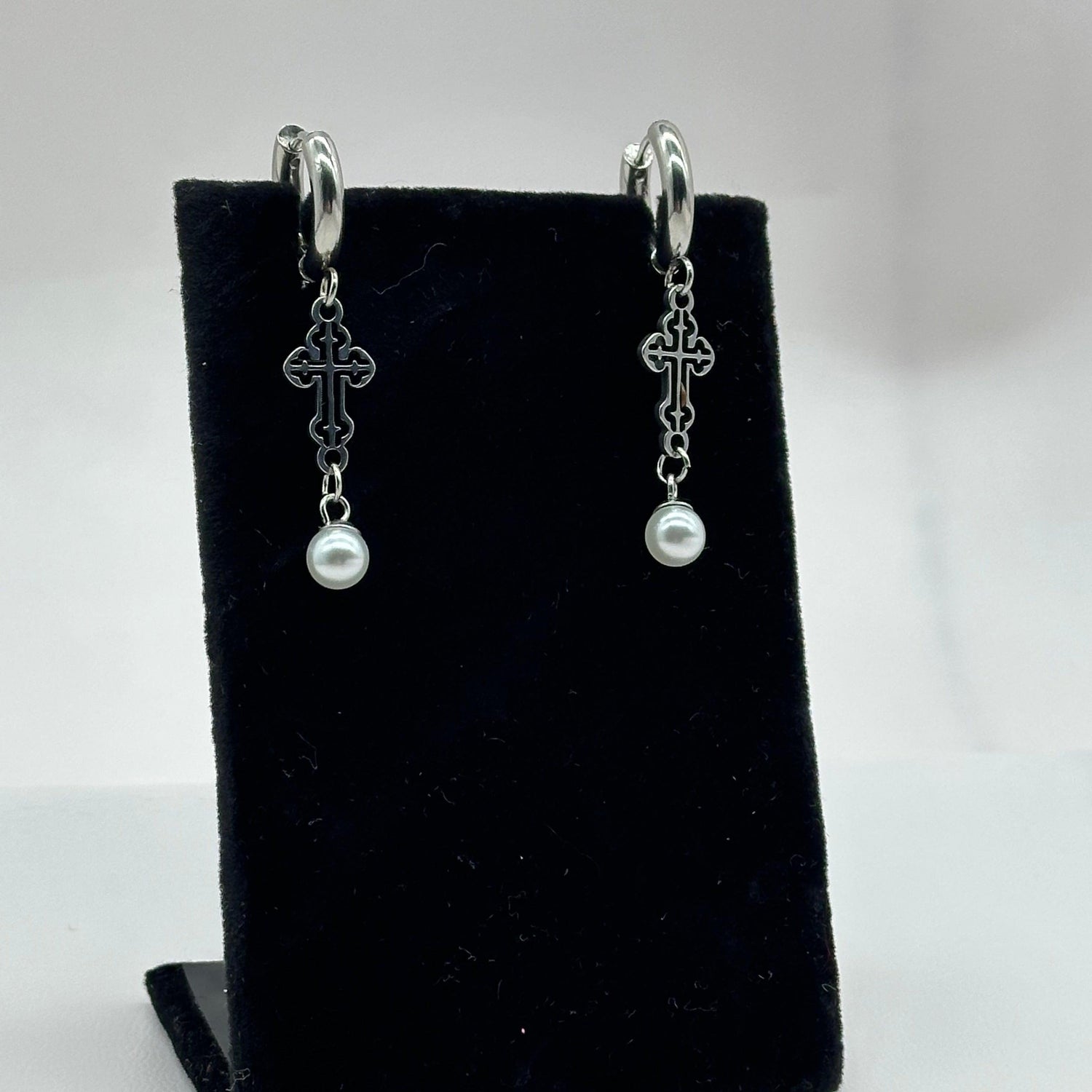 DIVINE PEARL EARRINGS-Vicious Punx-Vicious Punx