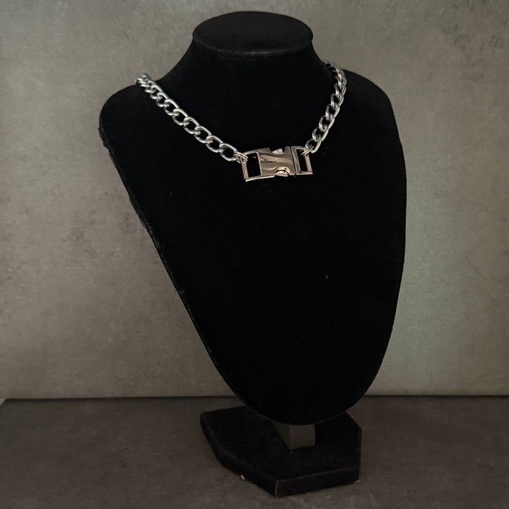 SAMPLE SALE - BUCKLE CLASP NECKLACE