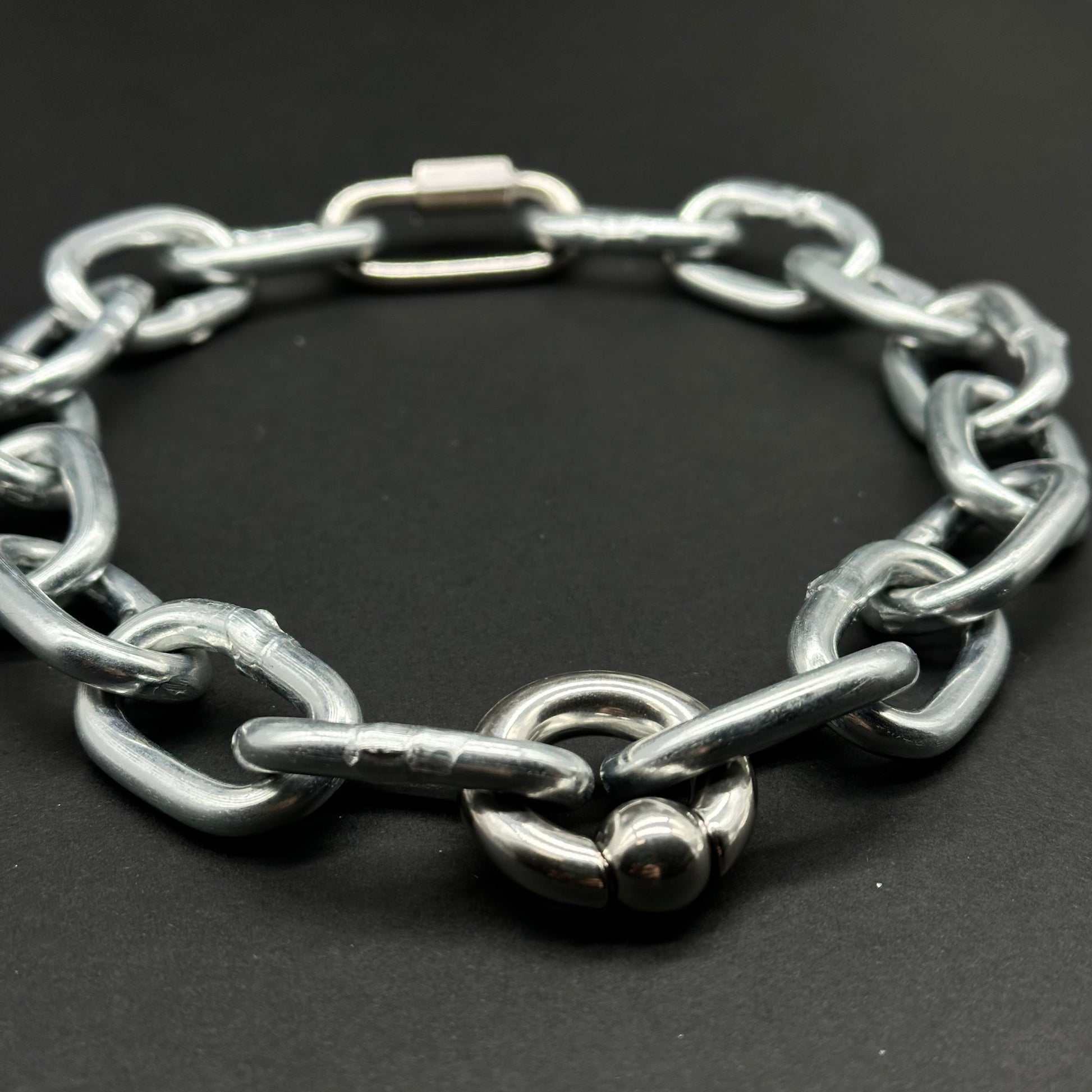 HEAVYWEIGHT BALL CLOSURE CHOKER NECKLACE