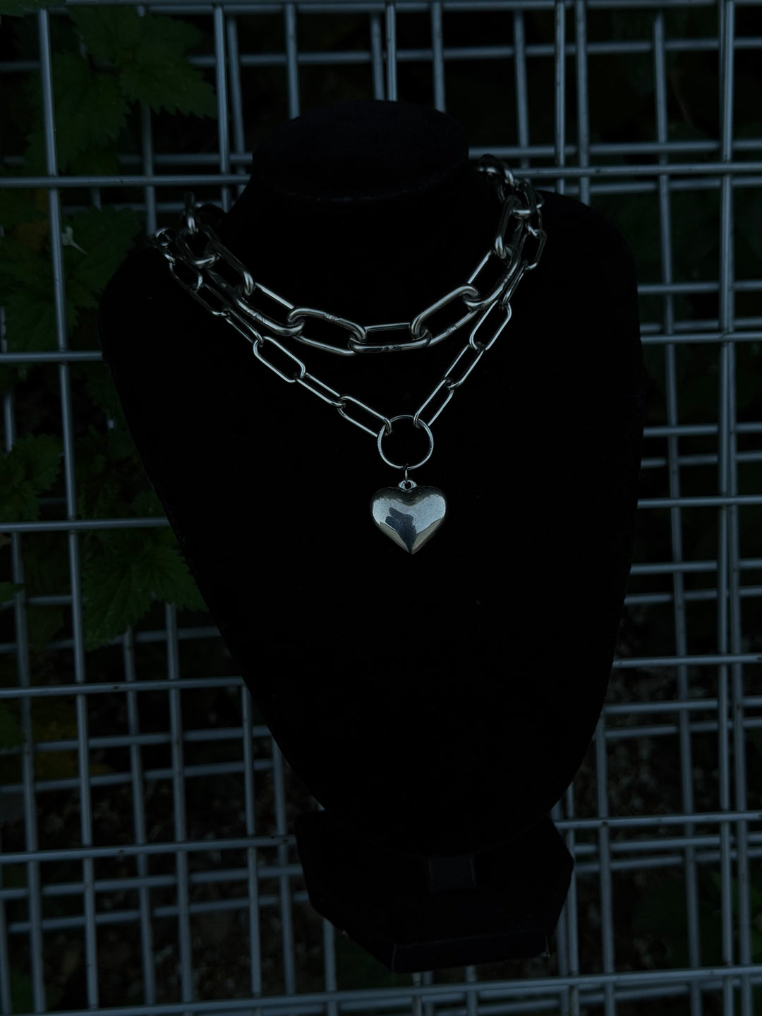 CHUNKY DOUBLE HEART NECKLACE