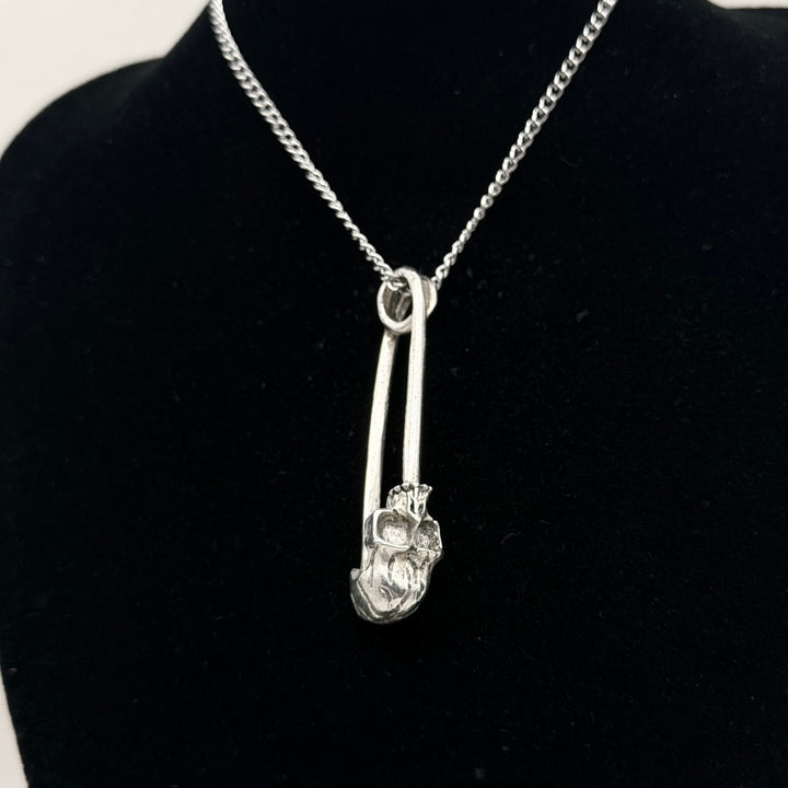 SAMPLE SALE - SKULL BROOCH NECKLACE