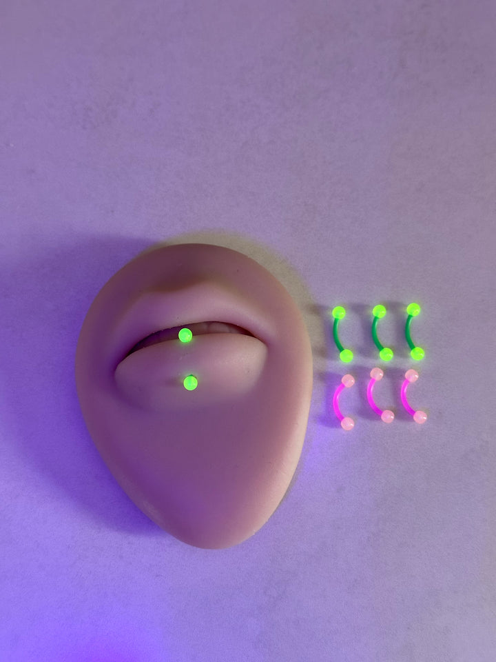 FLEXIBLE CURVED BAR - GLOW IN THE DARK