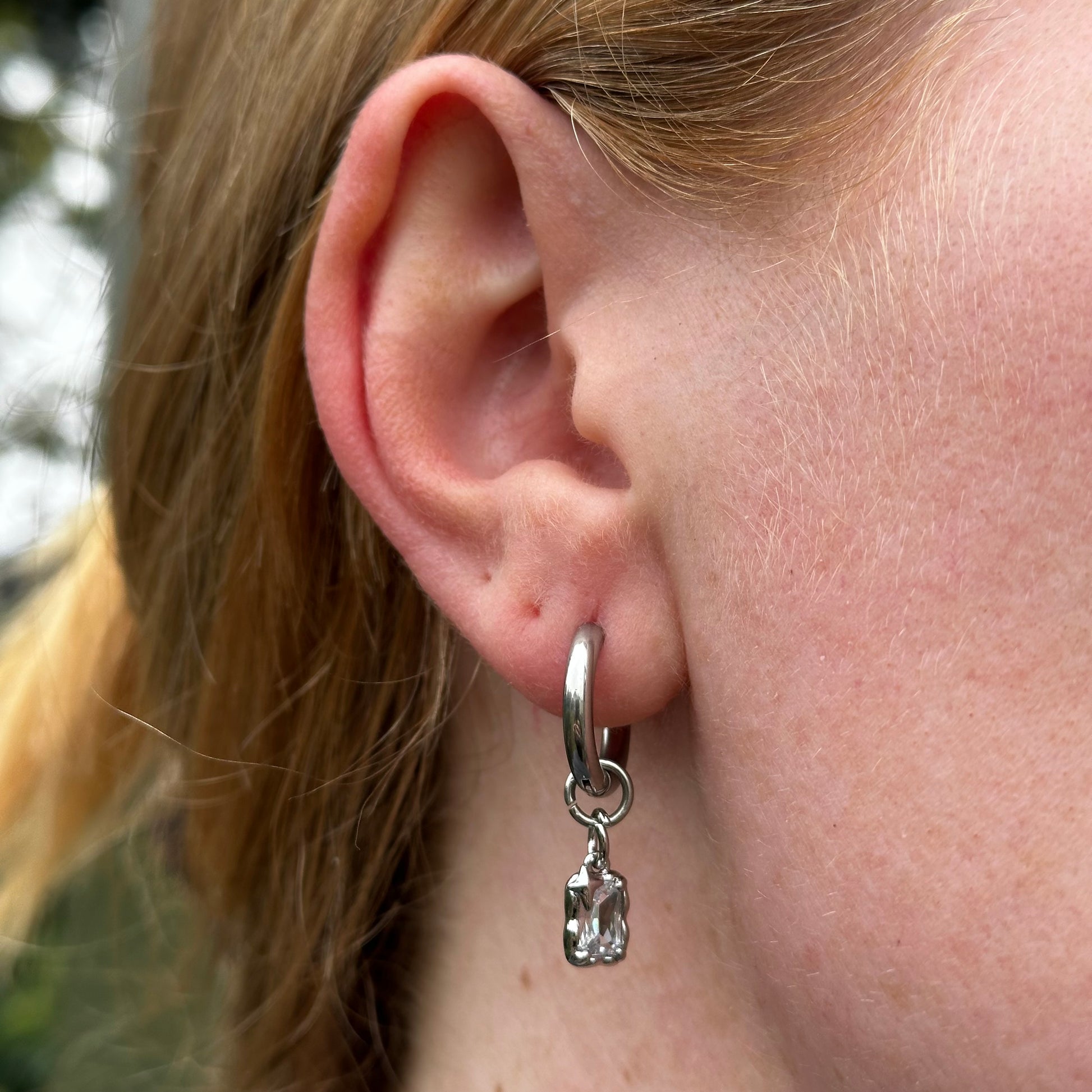 SMALL GEMSTONE HOOP EARRINGS