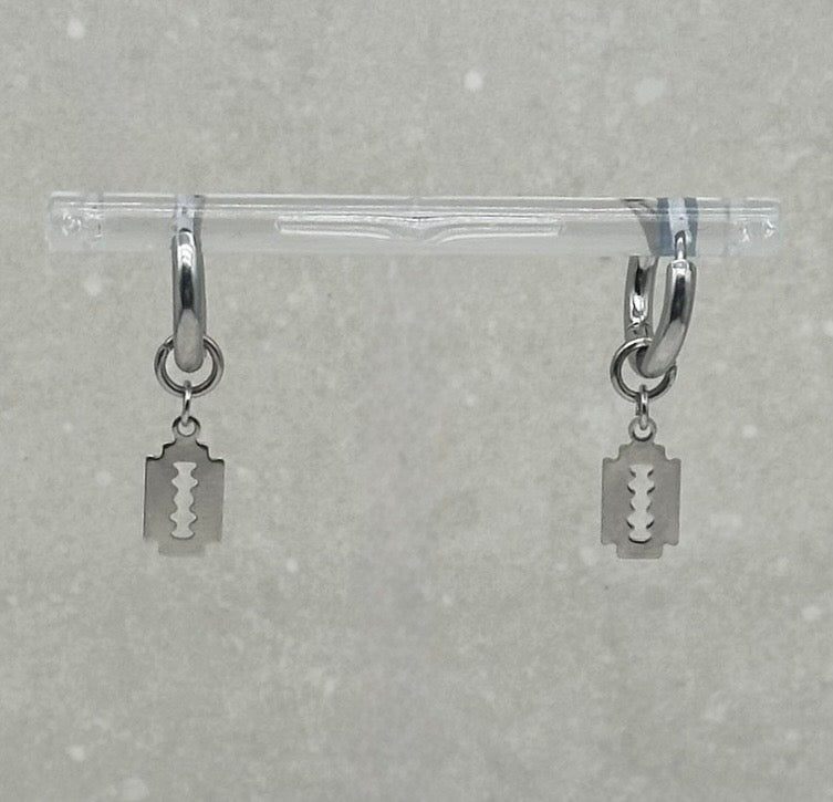 MINI RAZOR HOOP EARRINGS