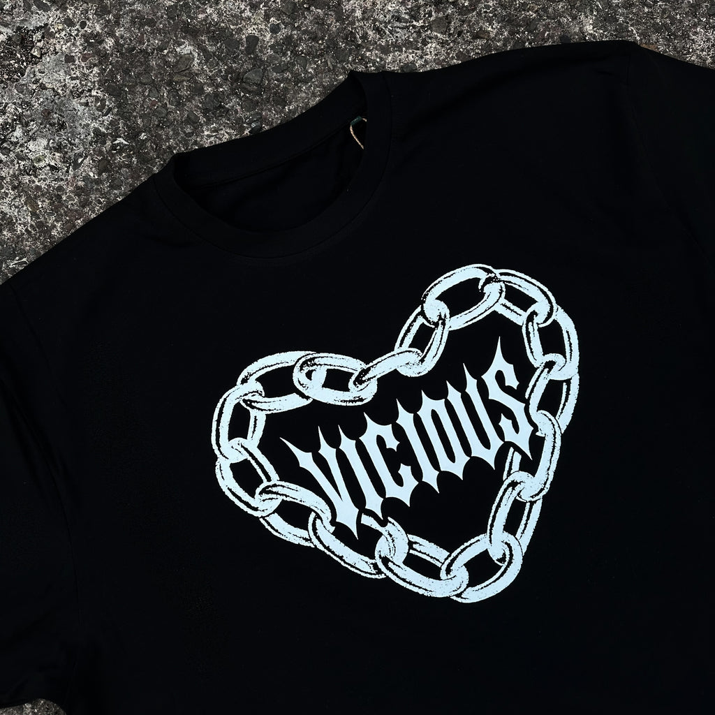 VICIOUS CHAIN HEART HEAVYWEIGHT T SHIRT