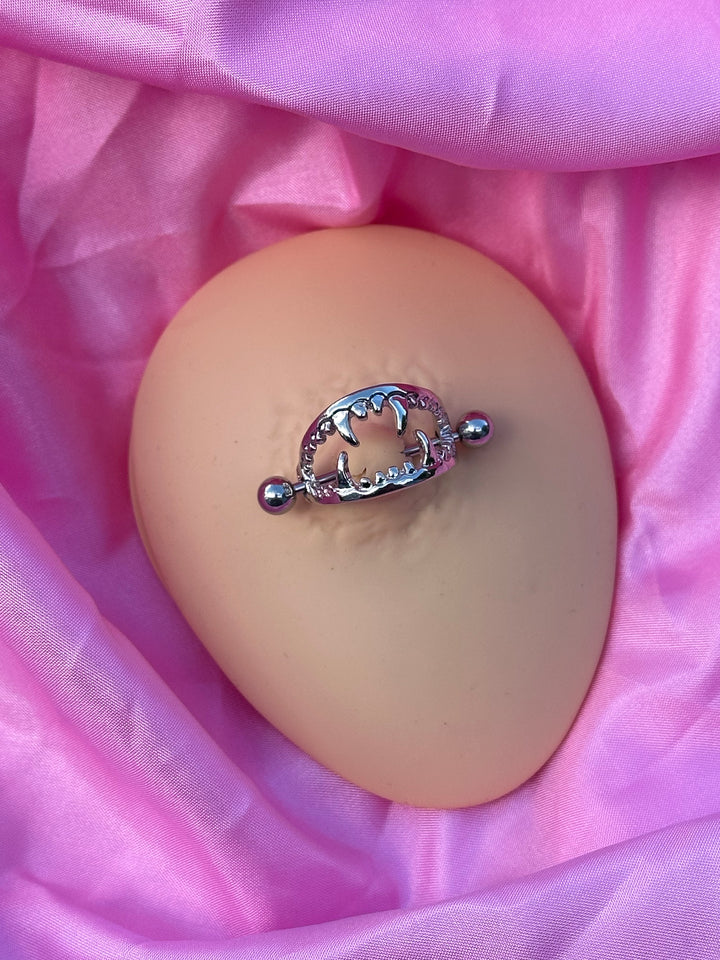 FANG NIPPLE SHIELD