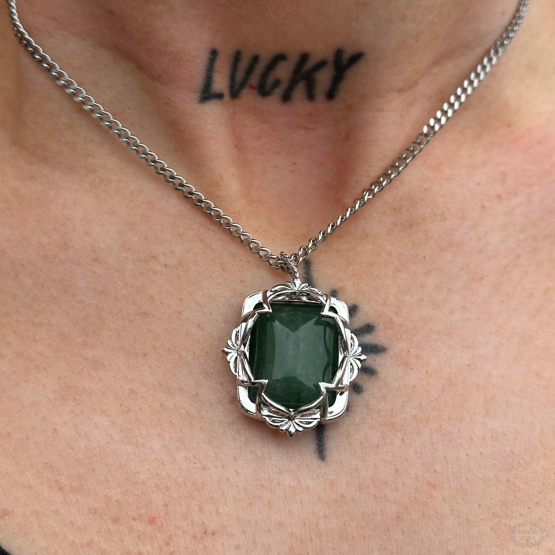IVY AVENTURINE PENDANT NECKLACE-Vicious Punx-Vicious Punx