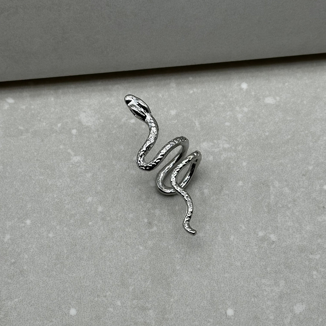 SNAKE EAR CUFF