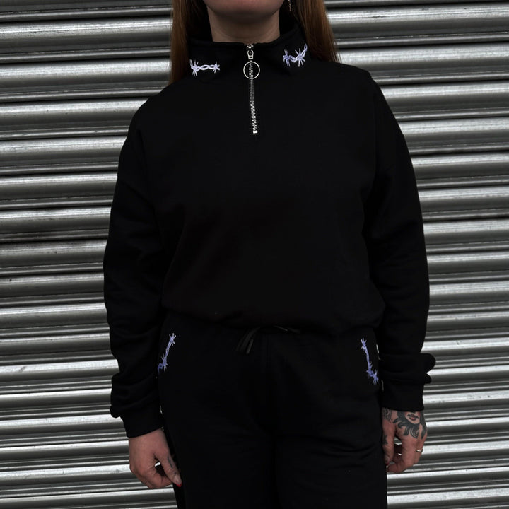 HALF ZIP BARBED WIRE CROP SWEATSHIRT