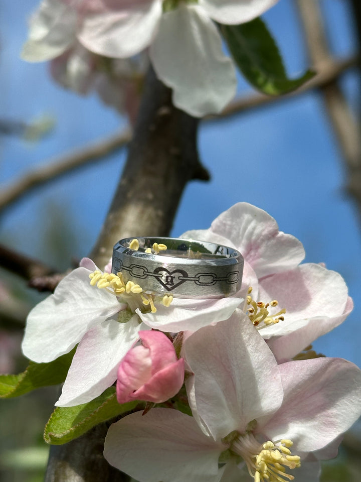 INITIAL CHAIN LINK RING