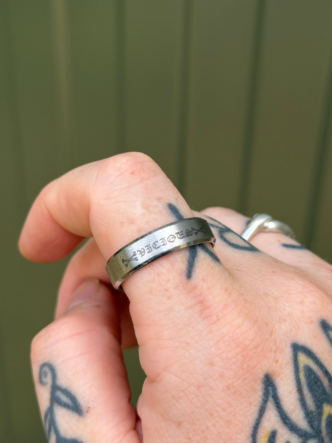 SAMPLE SALE - VICIOUS SKULL RING