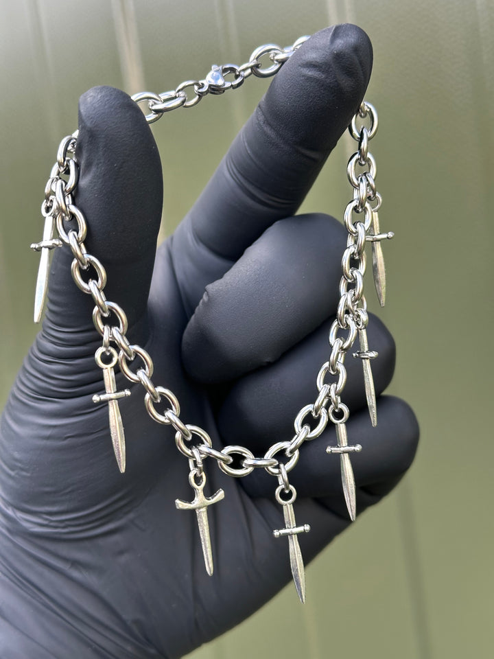 SMALL DAGGER BRACELET