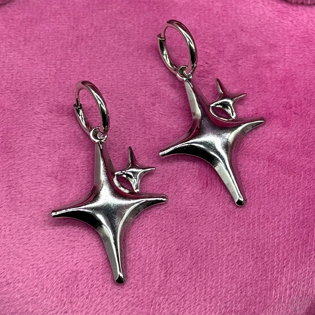 SPARKLE STAR HOOP EARRINGS