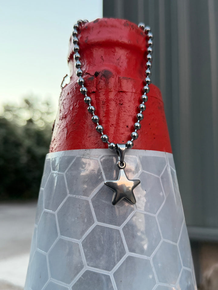BEADED STAR NECKLACE