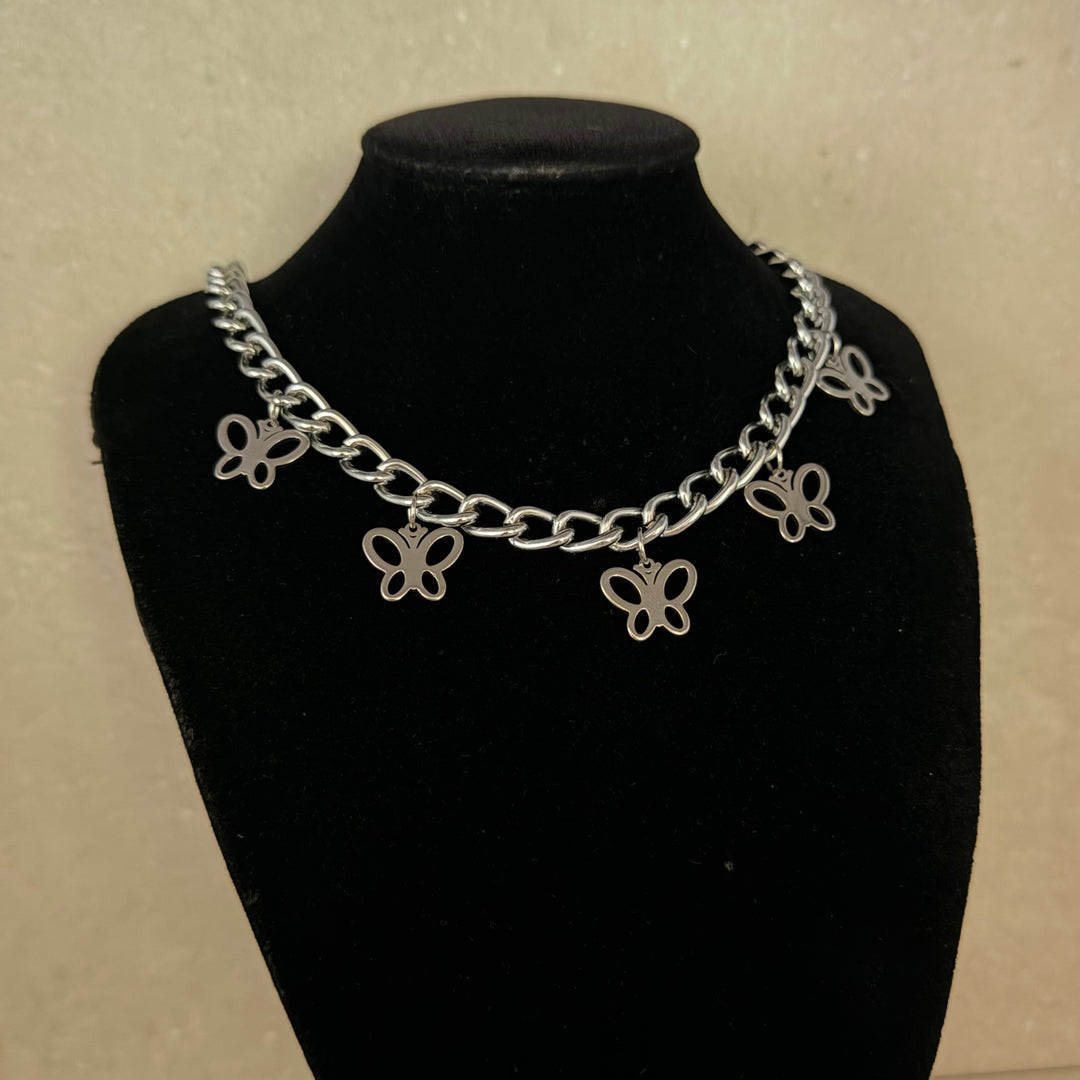 SAMPLE SALE - BUTTERFLY NECKLACE