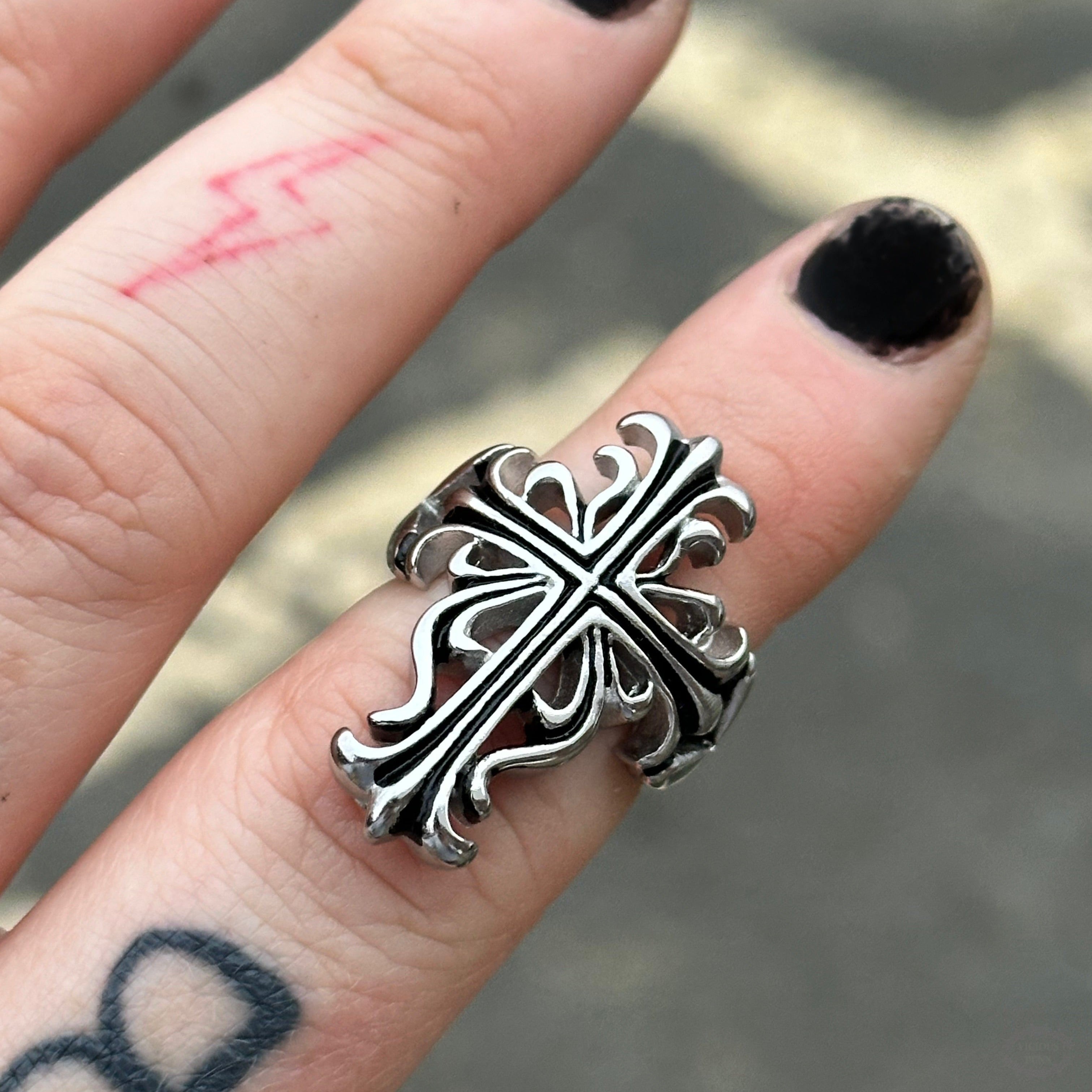 THE CELTIC CROSS RING-Vicious Punx-Vicious Punx