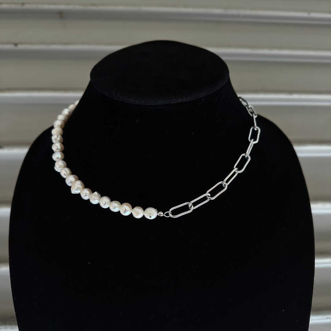 MIXED PEARL + PAPERCLIP NECKLACE