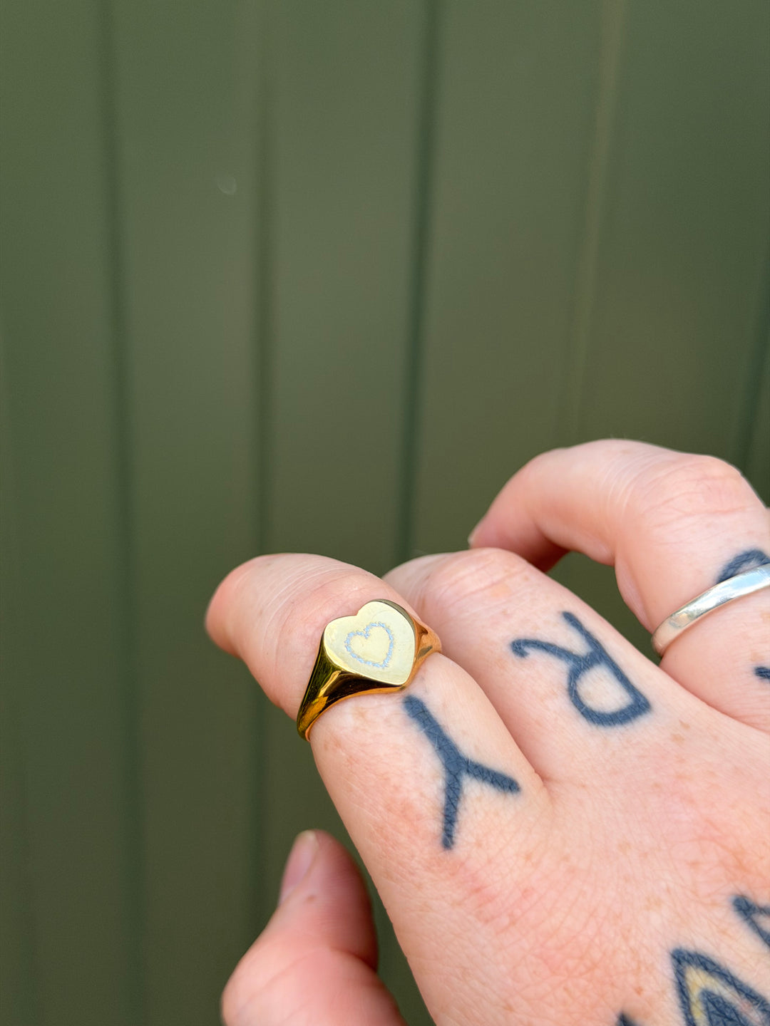 SAMPLE SALE - BARBED GOLD HEART RING
