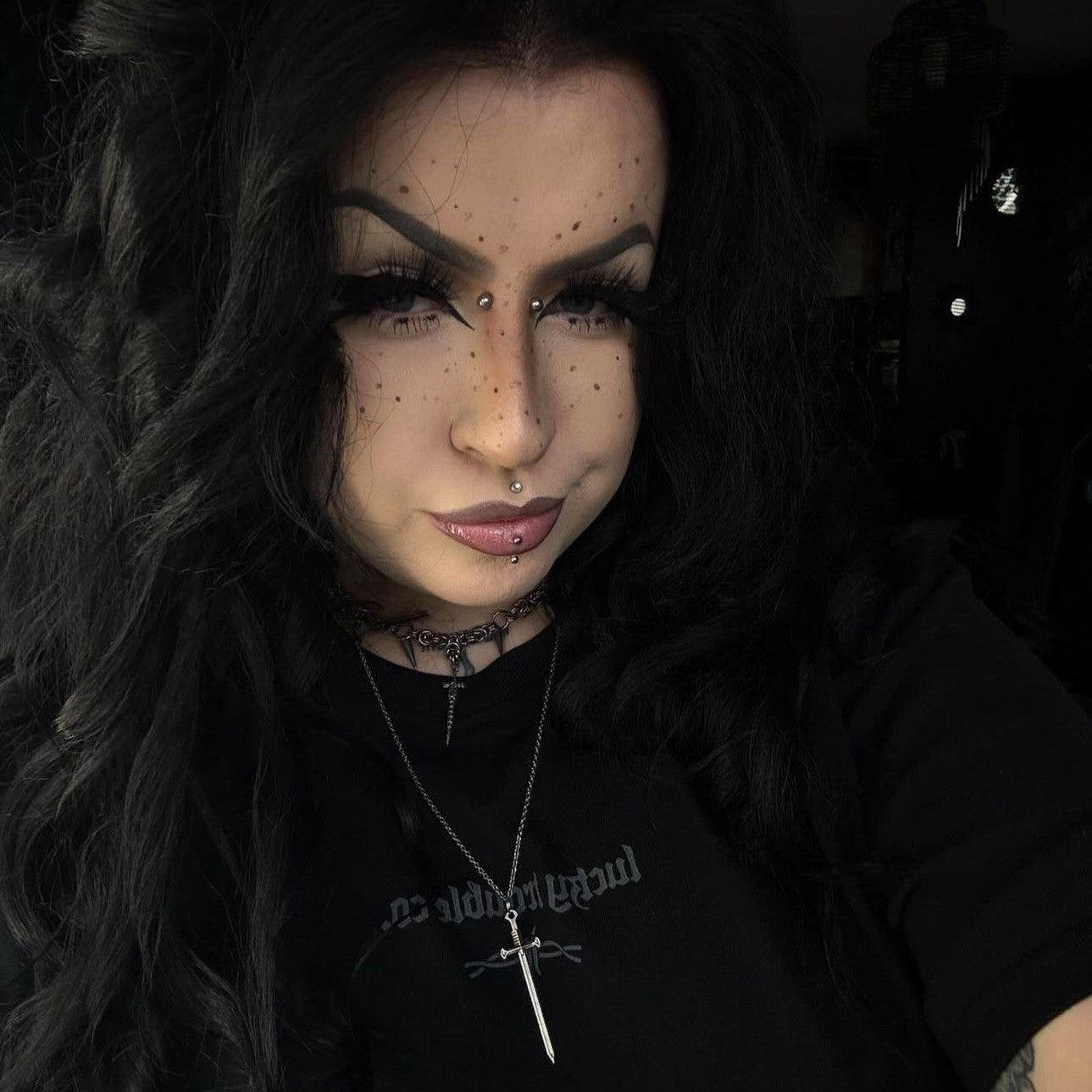 THIN SWORD NECKLACE