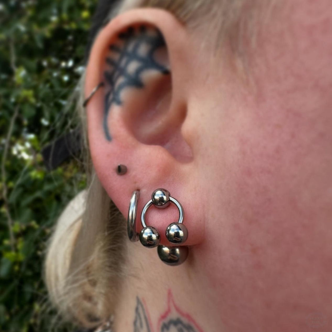 HORSESHOE CURVED BAR - EAR / BELLY