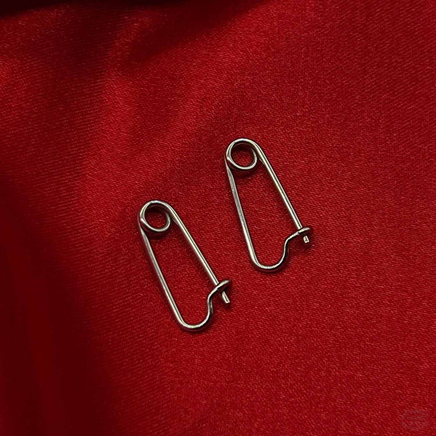 MINI SAFETY PIN EARRINGS-Vicious Punx-Vicious Punx