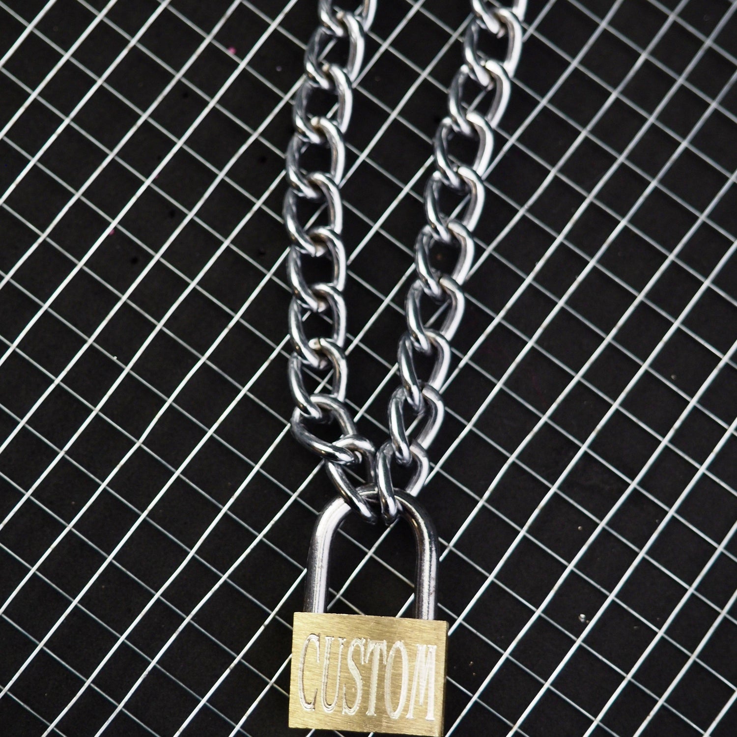 PERSONALISED GOLD PADLOCK CHAIN NECKLACE